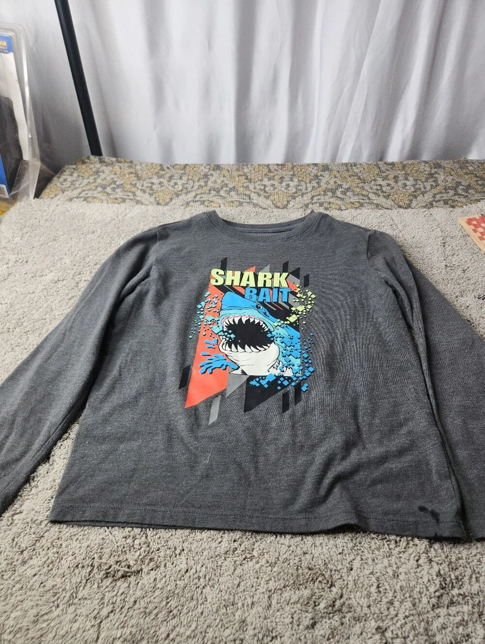 Boy's Grey Long Sleeve "Shark Bait" Tee - Cat & Jack - S (6/7) - Picture 3 of 11